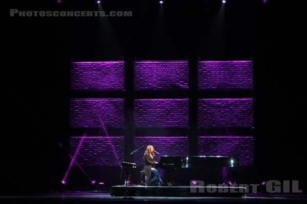 TORI AMOS - 2014-05-17 - PARIS - Grand Rex - 